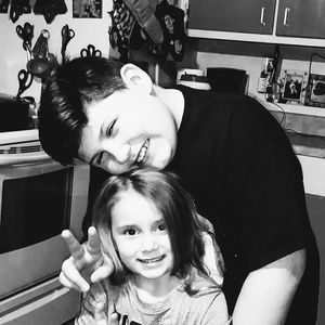 Meet your Posher, Jeromira